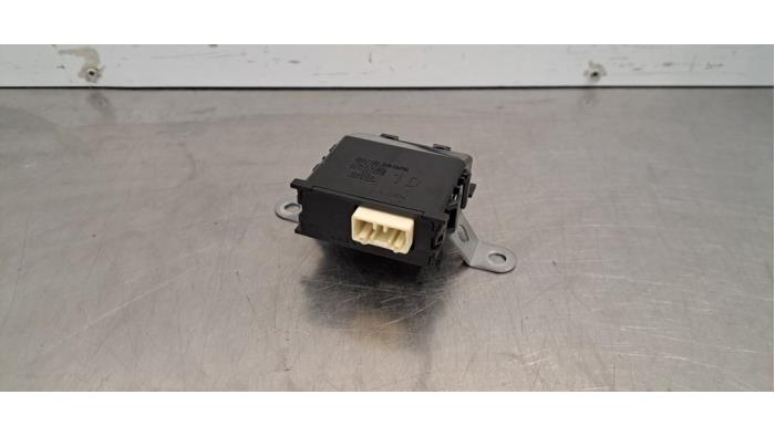 Module verrouillage central des portes Lexus UX