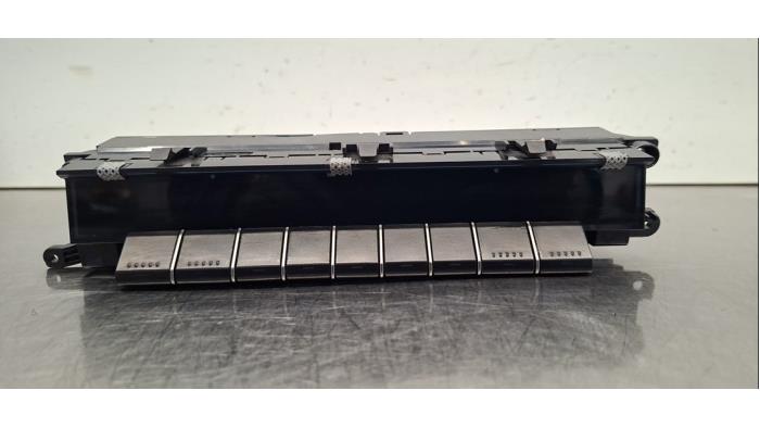 Panneau de commande clim Lexus UX