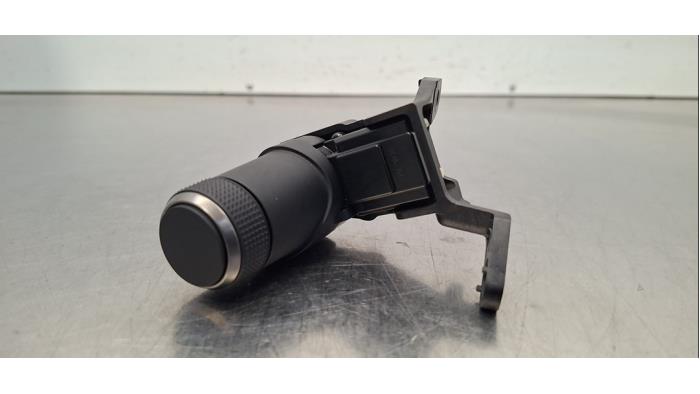 Commutateur (divers) Lexus UX