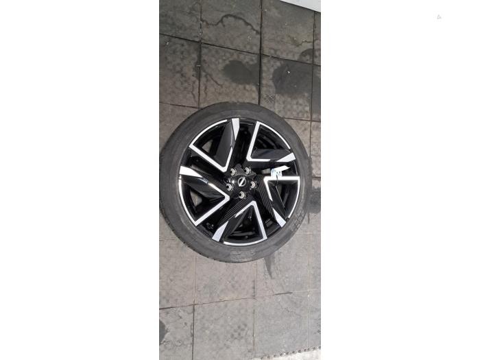 Jante + pneumatique Nissan Juke