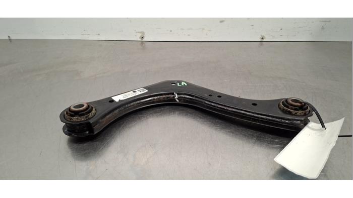 Bras de suspension arrière gauche Kia Cee'D