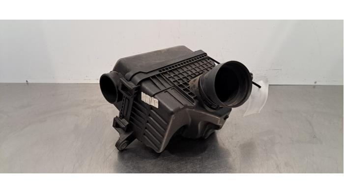 Boîtier filtre à air Kia Cee'D