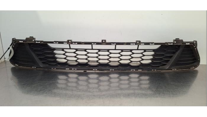 Pare-chocs grille Kia Cee'D