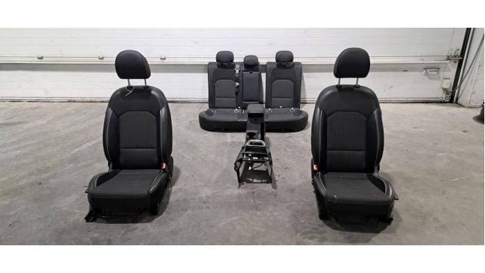 Kit revêtement (complet) Kia Cee'D