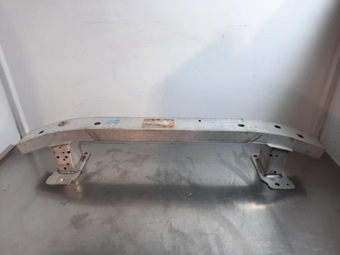 Cadre pare-chocs avant Alfa Romeo Giulia