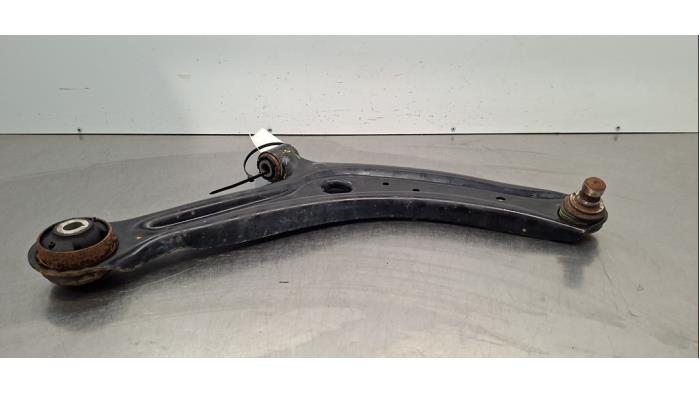 Bras de suspension avant droit Ford Puma