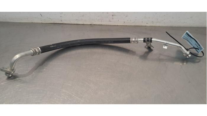 Tuyau clim Nissan Juke