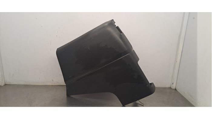 Coin pare-chocs arrière droit Opel Vivaro