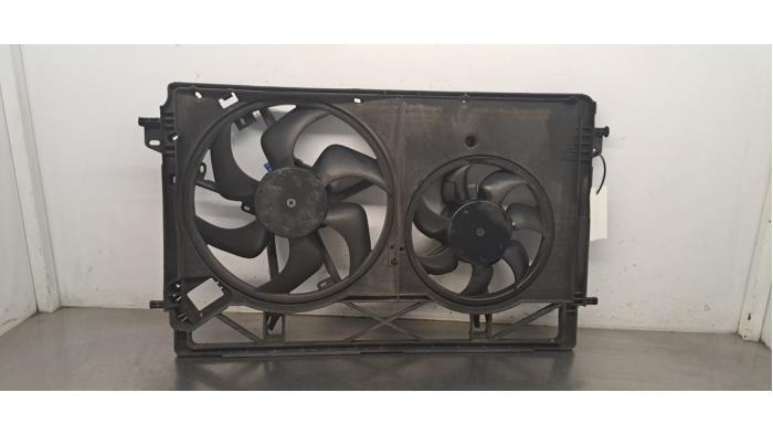 Ventilateur Opel Vivaro