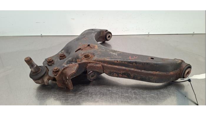 Bras de suspension avant gauche Isuzu D-MAX
