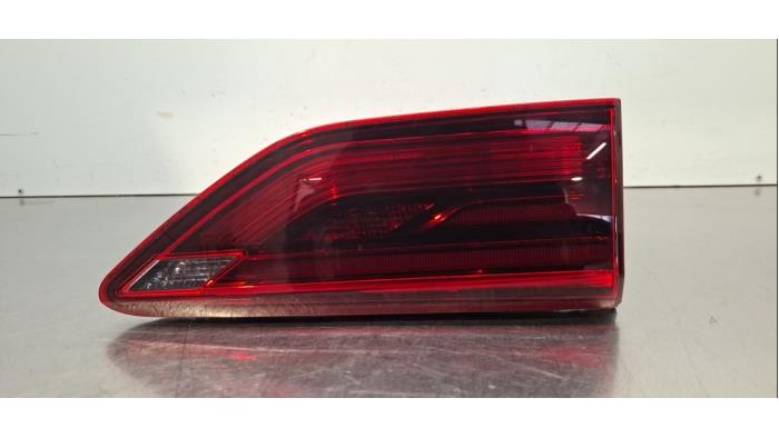 Feu arrière gauche Volkswagen Golf