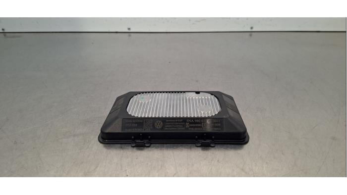 Chargeur sans fil Volkswagen Golf