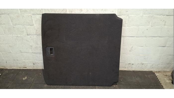 Coffre tapis Volkswagen Golf