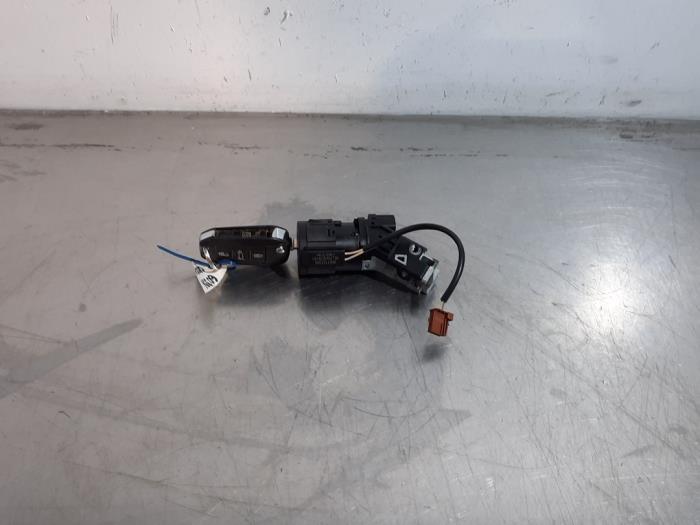 Serrure de contact + clé Opel Crossland X