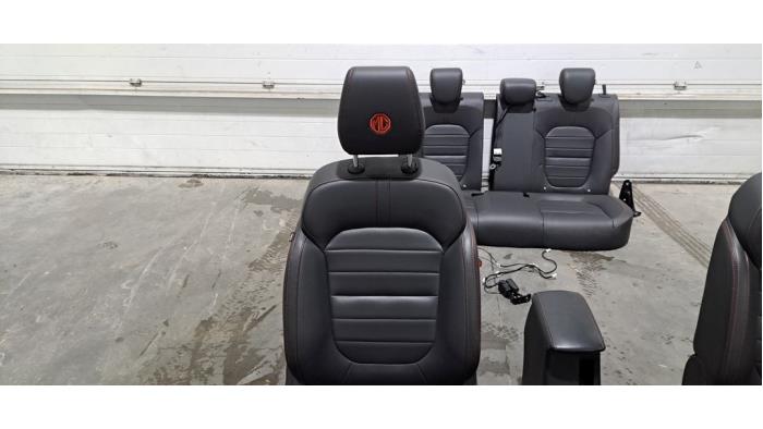 Kit revêtement (complet) MG ZS