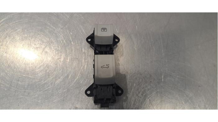 Commutateur toit ouvrant MG ZS
