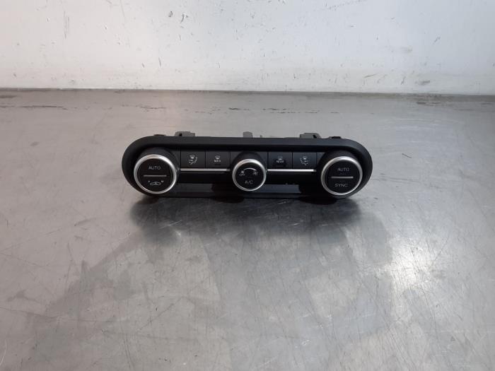 Panneau de commande clim Alfa Romeo Giulia