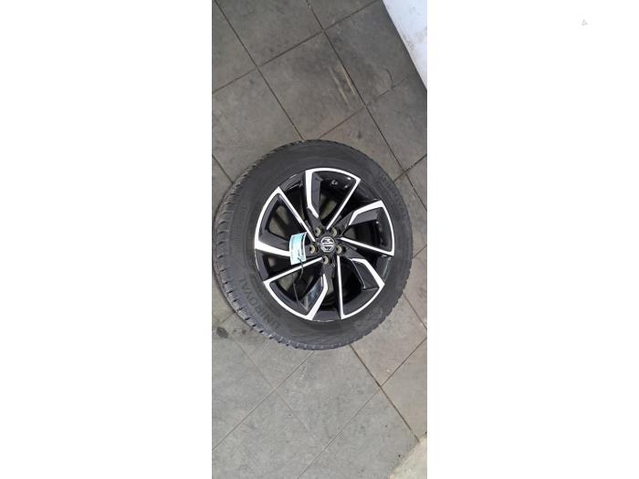 Jante + pneumatique MG ZS