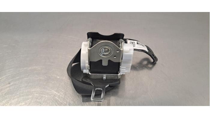 Ceinture de sécurité arrière centre Mercedes EQC