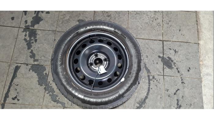 Jante + pneumatique Ford Ecosport