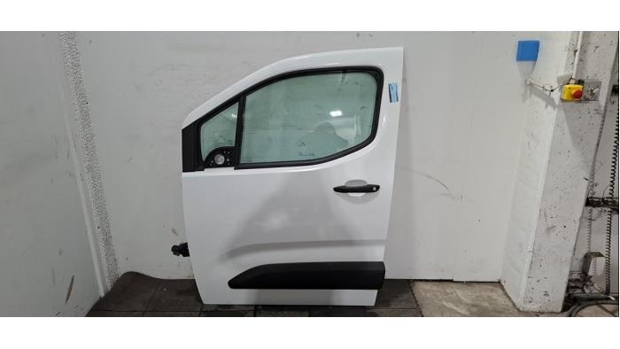 Portière 4portes avant gauche Toyota Pro-Ace City