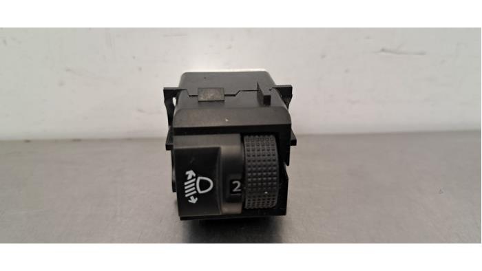 Correcteur hauteur Peugeot Expert