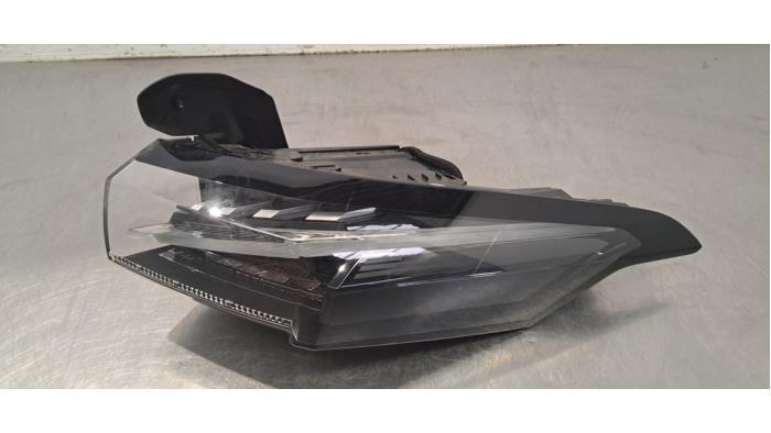 Feu arrière droit Peugeot 408