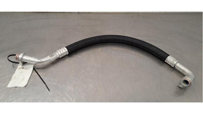 Tuyau clim Peugeot 408