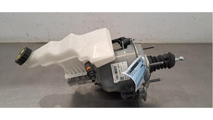 Assistant de freinage Peugeot 408