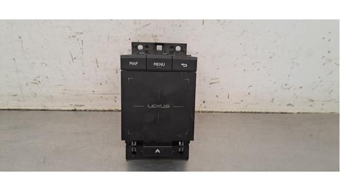 Panneau de commandes navigation Lexus RX 450H