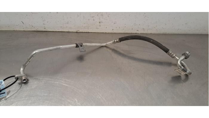 Tuyau clim Toyota Pro-Ace City