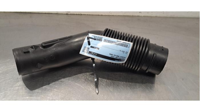 Tuyau d'aspiration air Peugeot 3008