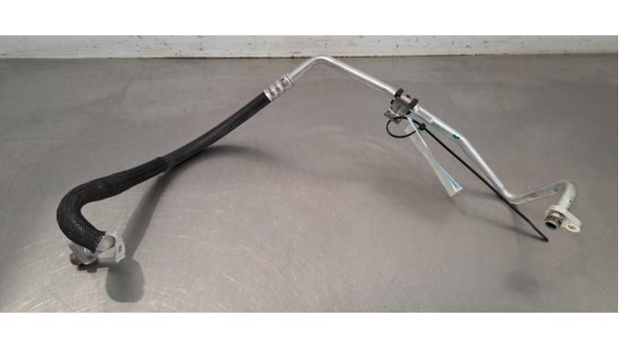 Tuyau clim Peugeot 3008