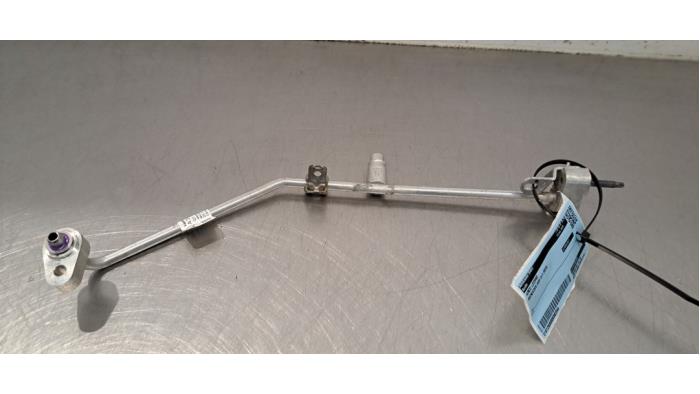 Tuyau clim Mercedes EQB