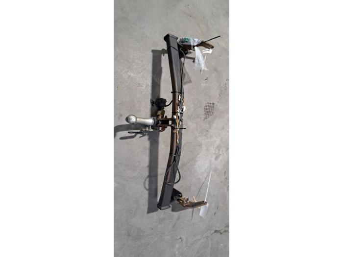 Crochet d'attelage Lexus RX 450H