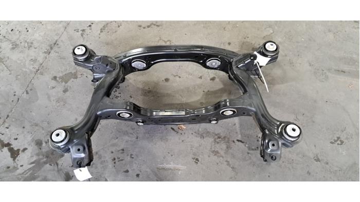 Faux châssis Mercedes EQB