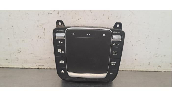 Bouton I-drive Mercedes EQB