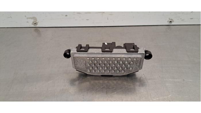 Résistance chauffage Mercedes EQB