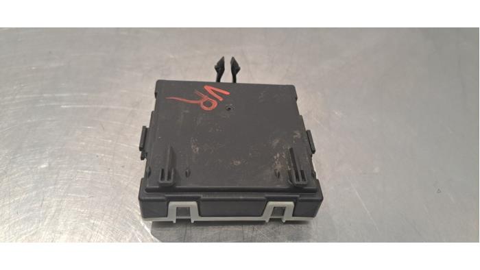 Module verrouillage central des portes Mercedes EQB