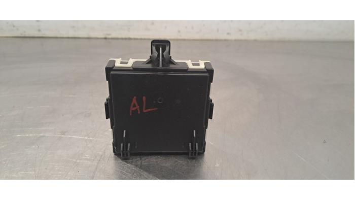 Module verrouillage central des portes Mercedes EQB