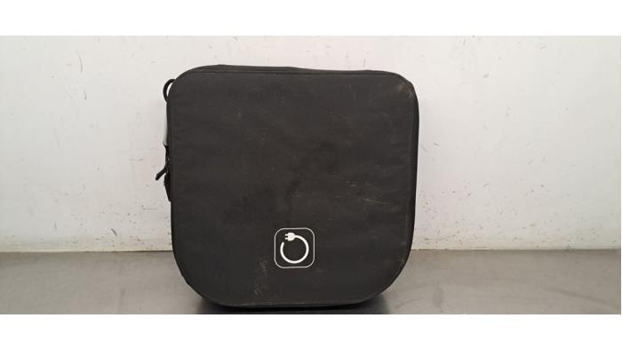 Câble de recharge électrique Mercedes EQB