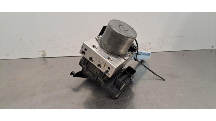 Pompe ABS Tesla Model Y