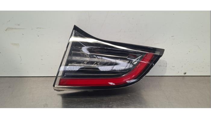 Feu arrière droit Tesla Model Y