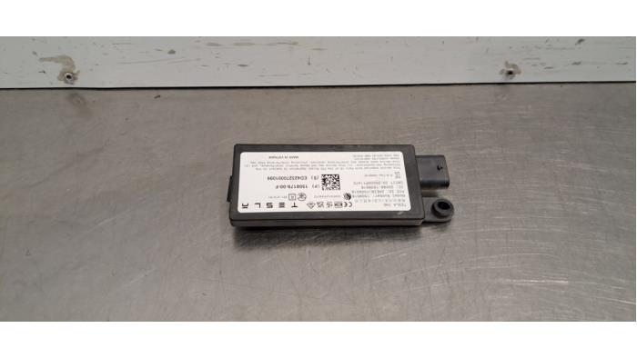 Antenne bluetooth Tesla Model Y