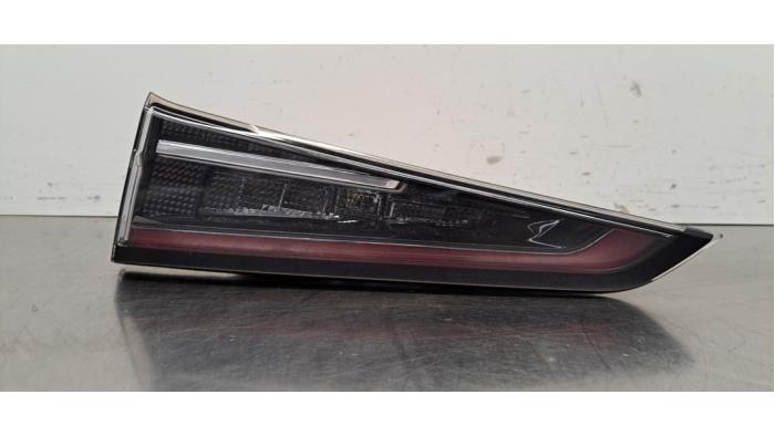 Feu arrière droit Toyota Corolla