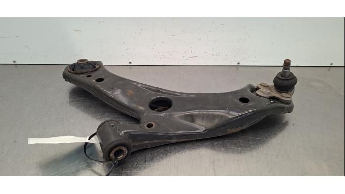 Bras de suspension avant gauche Toyota Corolla