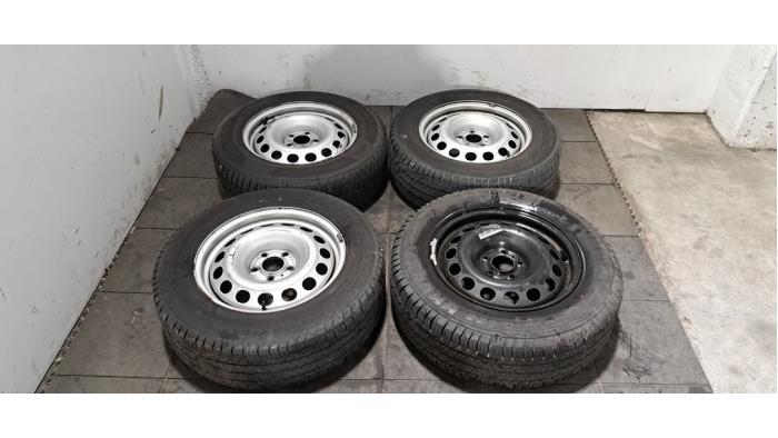 Kit jantes + pneus d'hivers Peugeot Expert