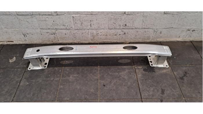 Cadre pare-chocs arrière Citroen Jumpy