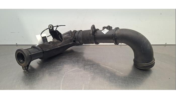 Tuyau d'aspiration air Opel Movano