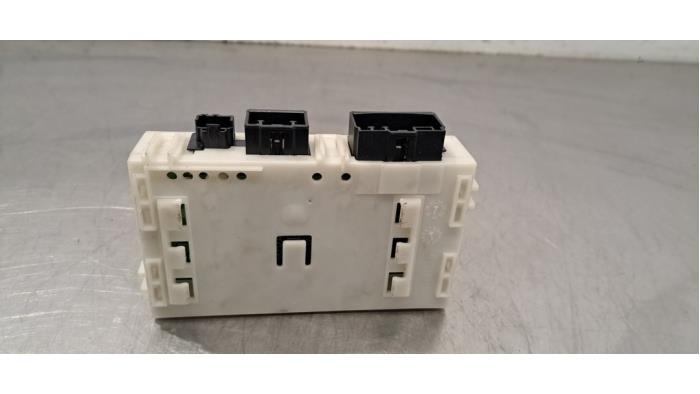 Module crochet de traction Ford Transit Connect